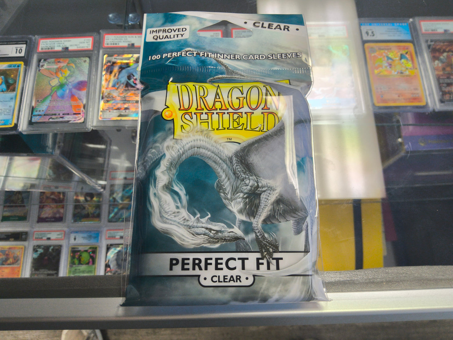 Dragon Shield 100 Perfect Fit Sleeves Clear Sanctas The Sky Giant