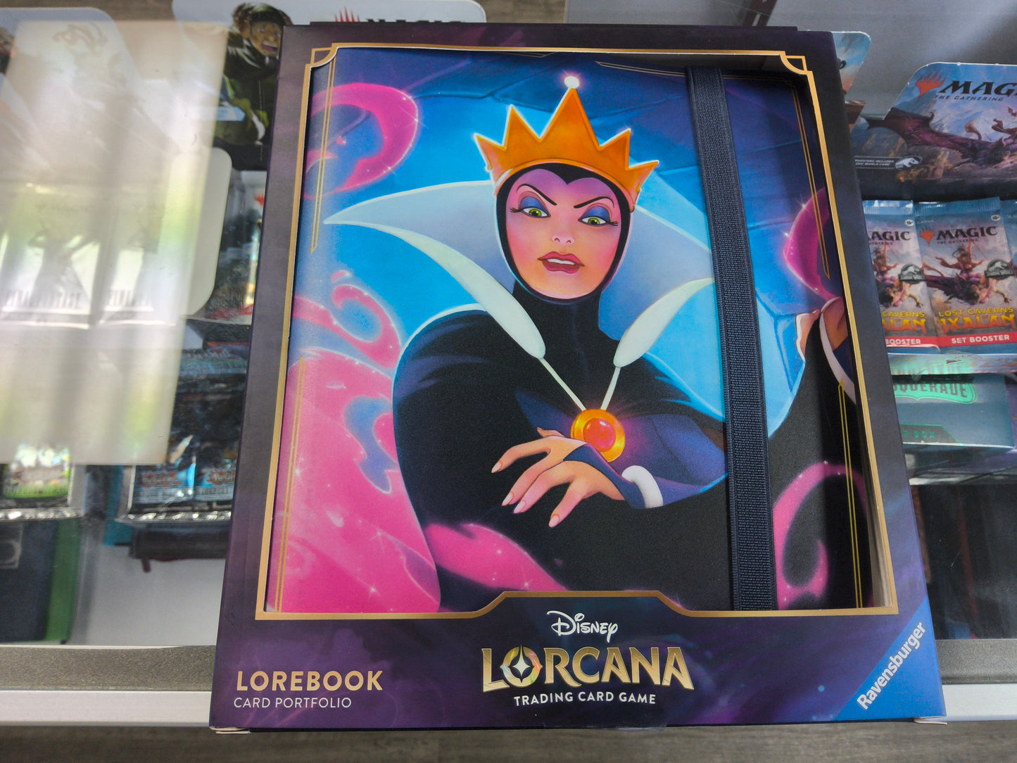Lorcana TCG LoreBook Card Portfolio The Queen