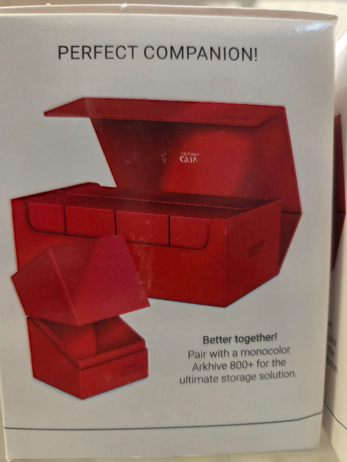 Ultimate Guard Boulder 100+ Solid Deck Box (Red)