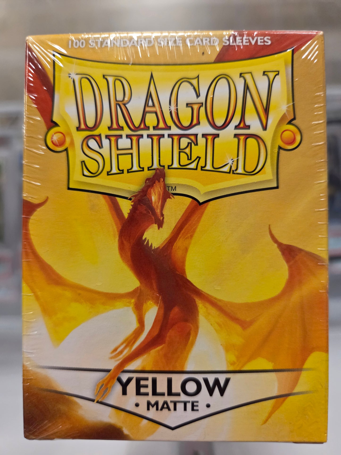 Dragon Shield 100 Card Sleeves. Color Yellow