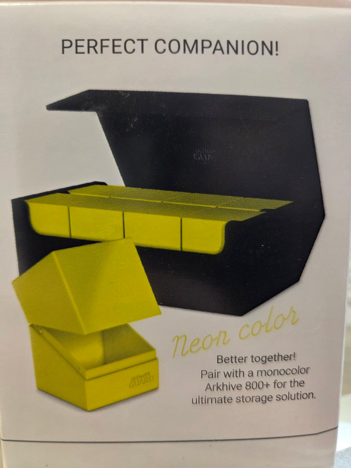 Ultimate Guard Boulder 100+ Solid Deck Box (Neon Yellow)