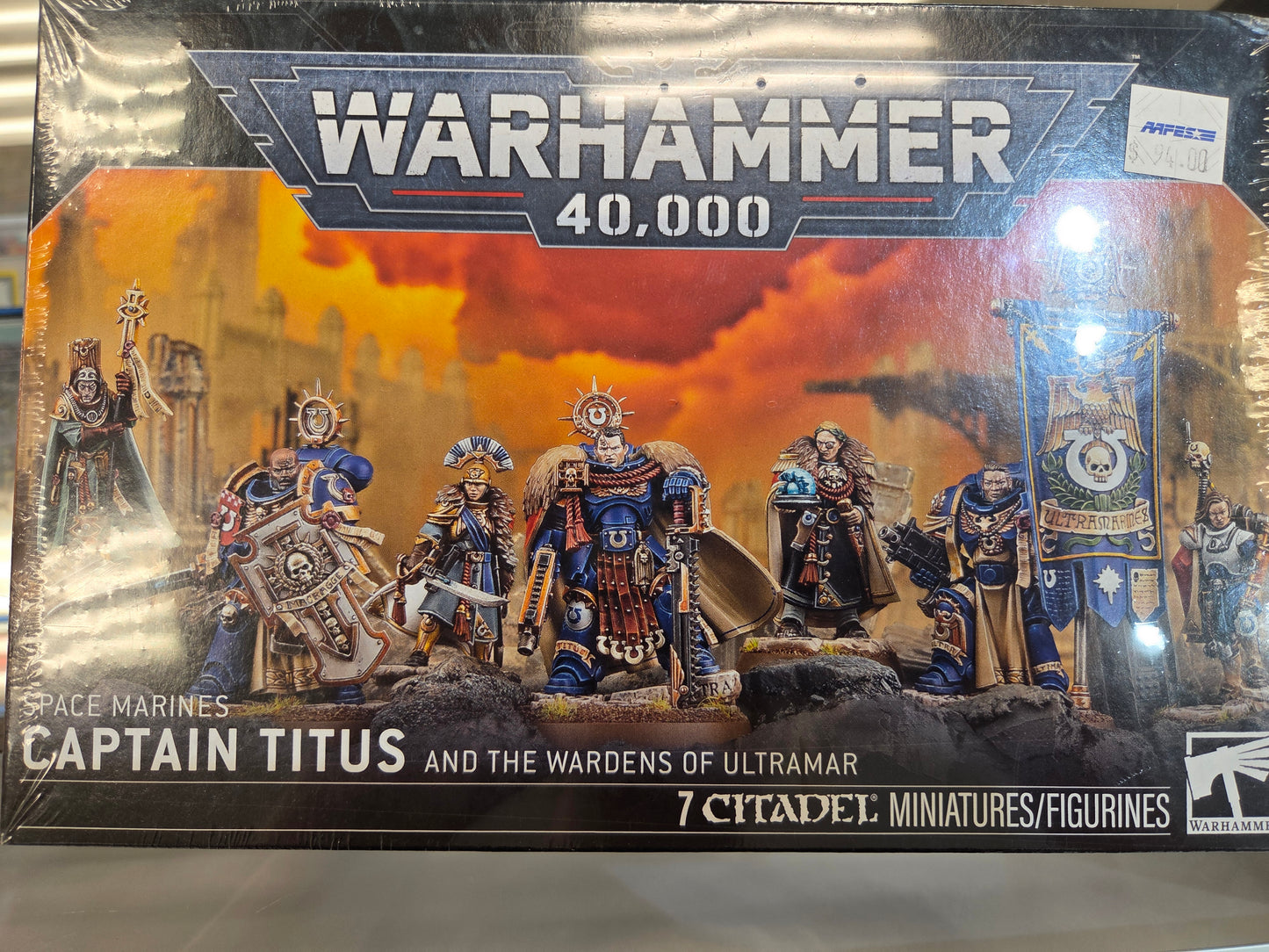 Warhammer 40k Space Marines Captain Titus And the Wardens of Ultramar