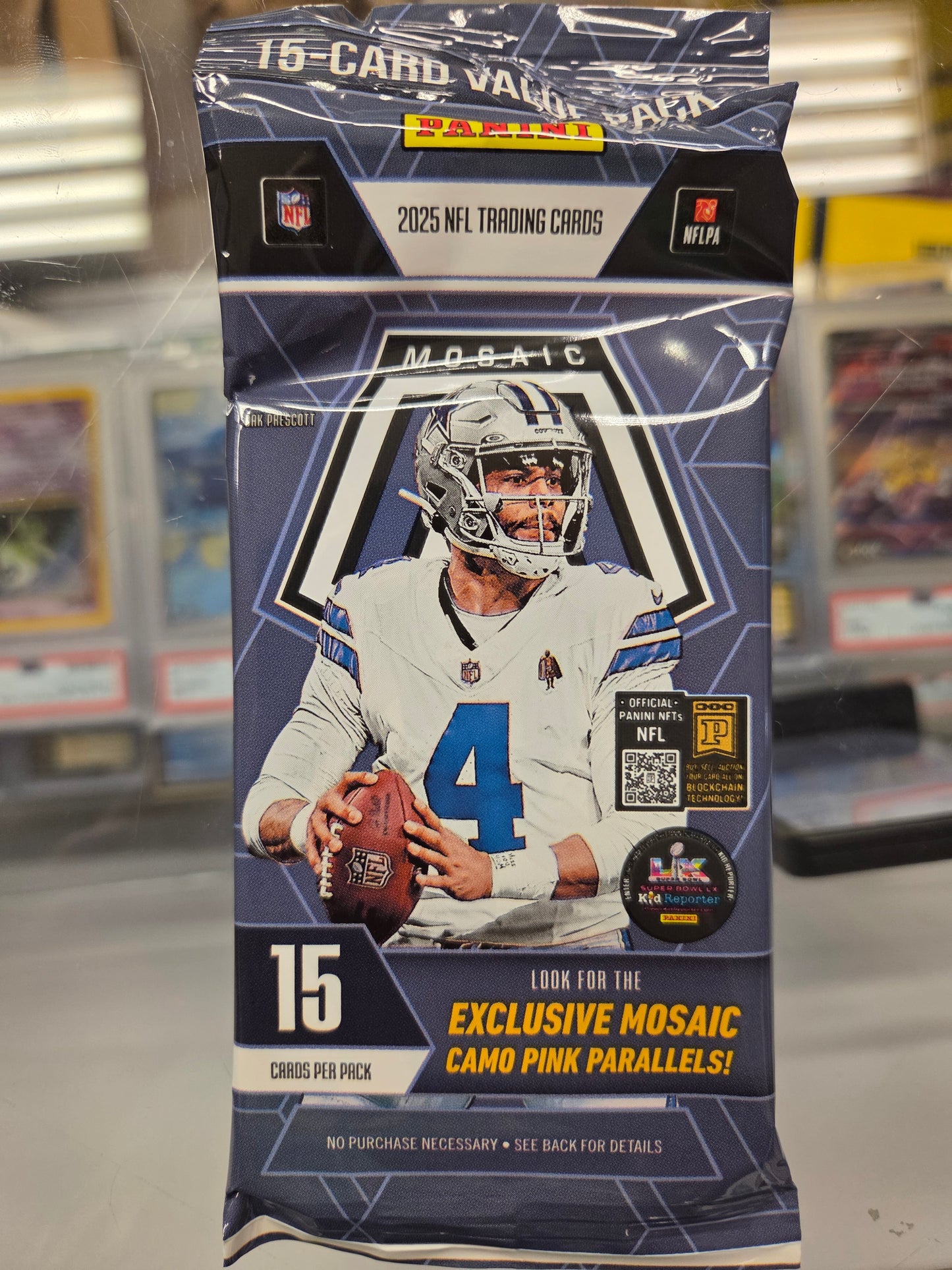 2025 NFL Panini Mosaic Trading Card pack