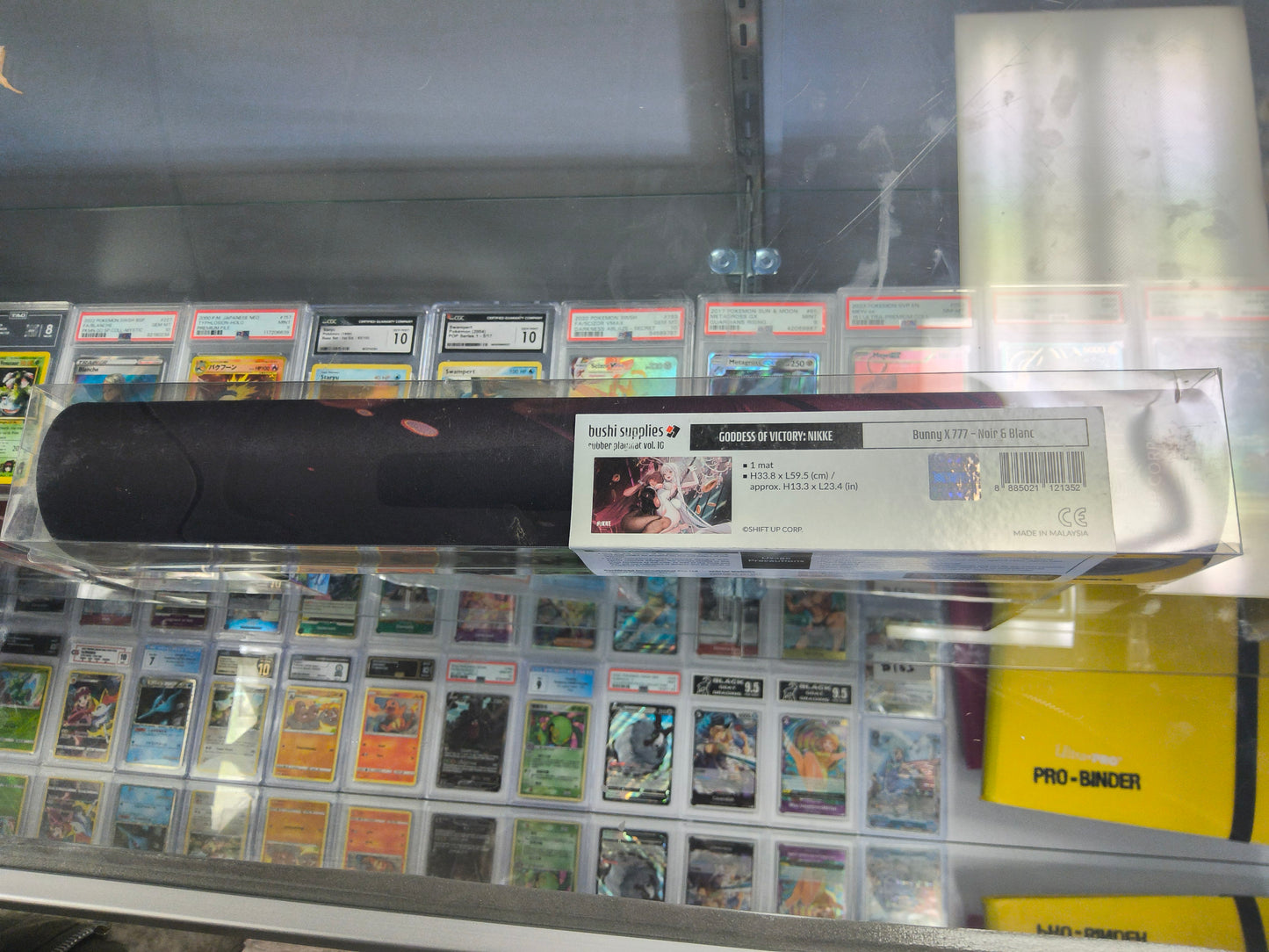 Bushi Supplies Playmat Nikke Noir & Blanc