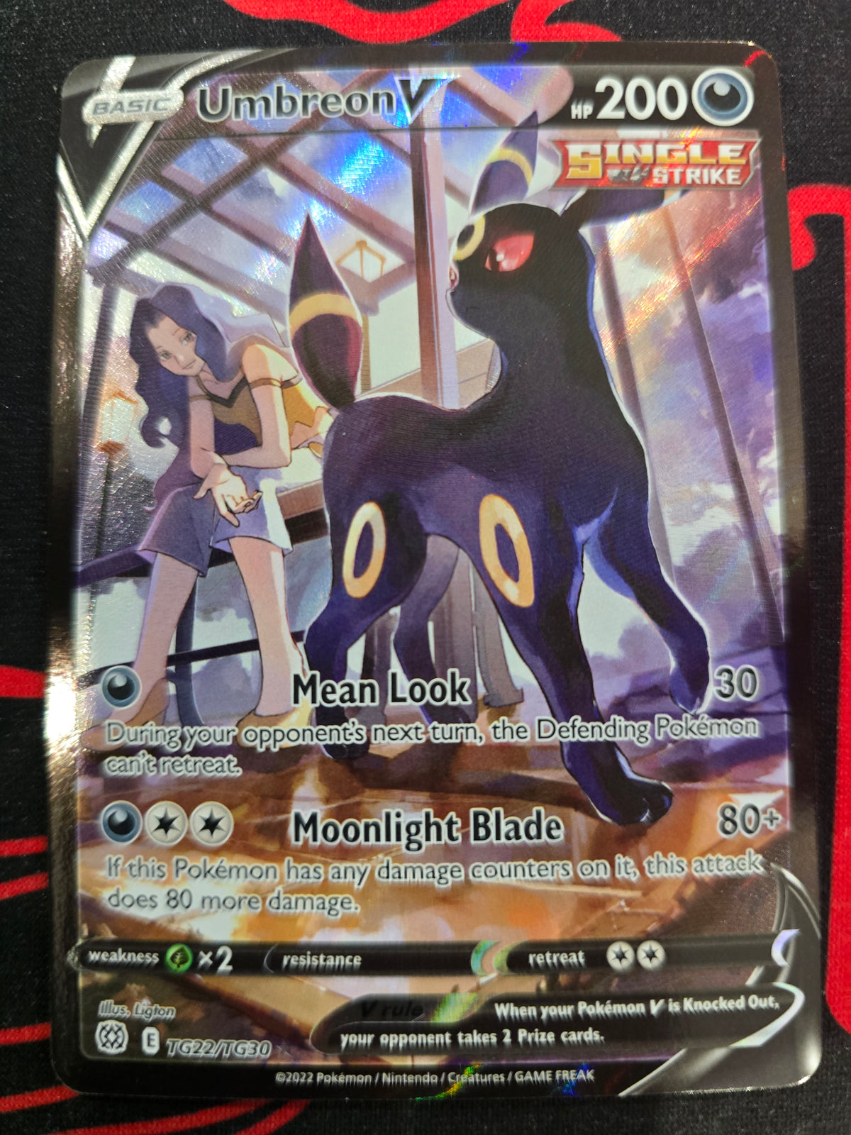 Umbreon V TG22/TG30 Holofoil NM