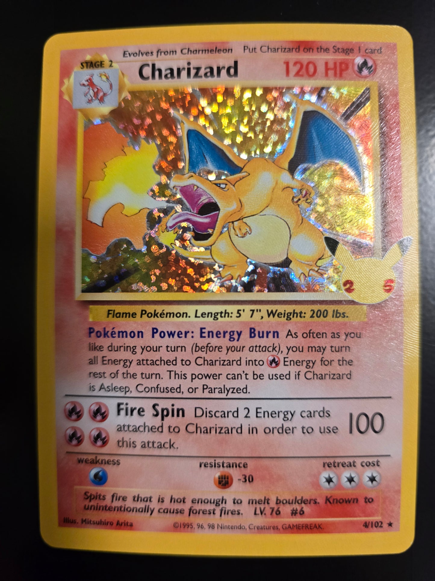 Charizard 4/102 Celebrations: Classic Collection Holofoil NM