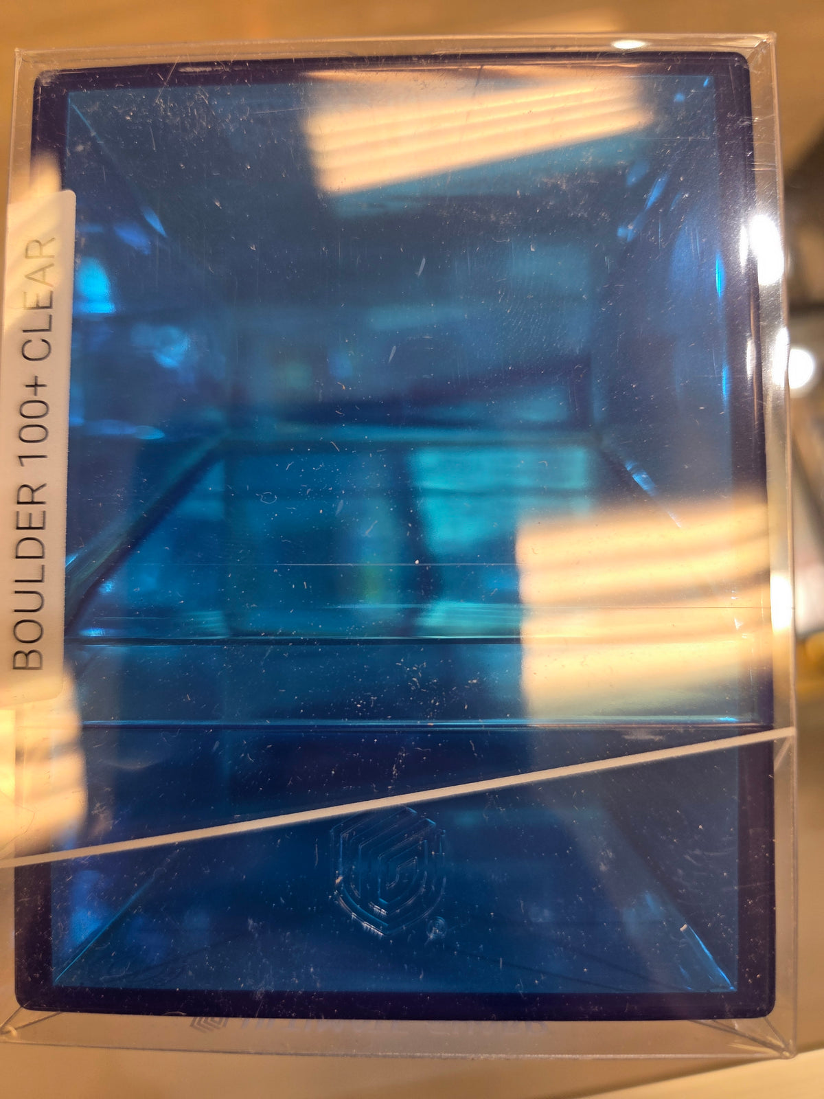 Ultimate Guard 100+ Deck Box (Clear Sapphire)