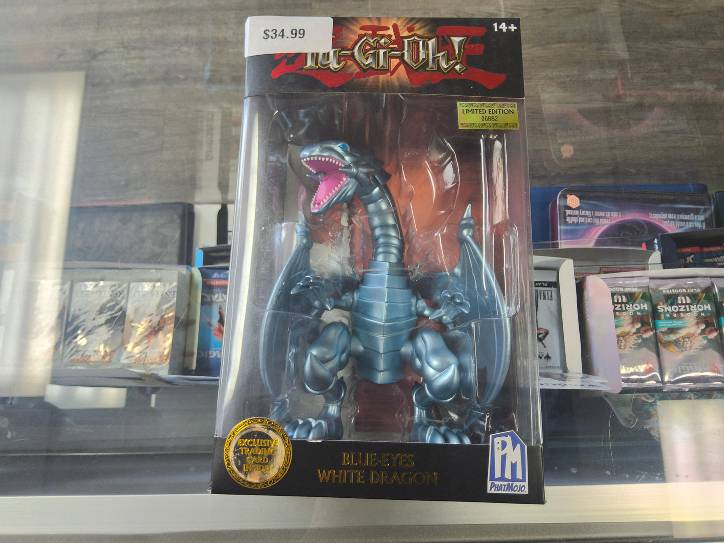 Yu-Gi-Oh! Blue-Eyes White Dragon Limited Edition 06882 Figure