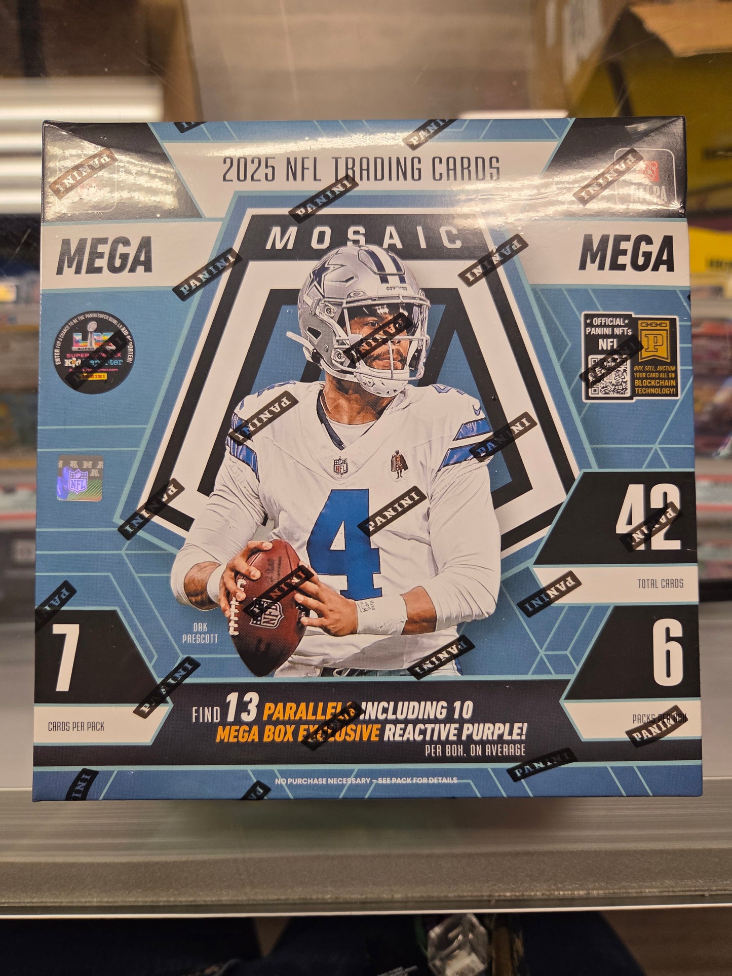 2025 NFL Trading Card Mega Box