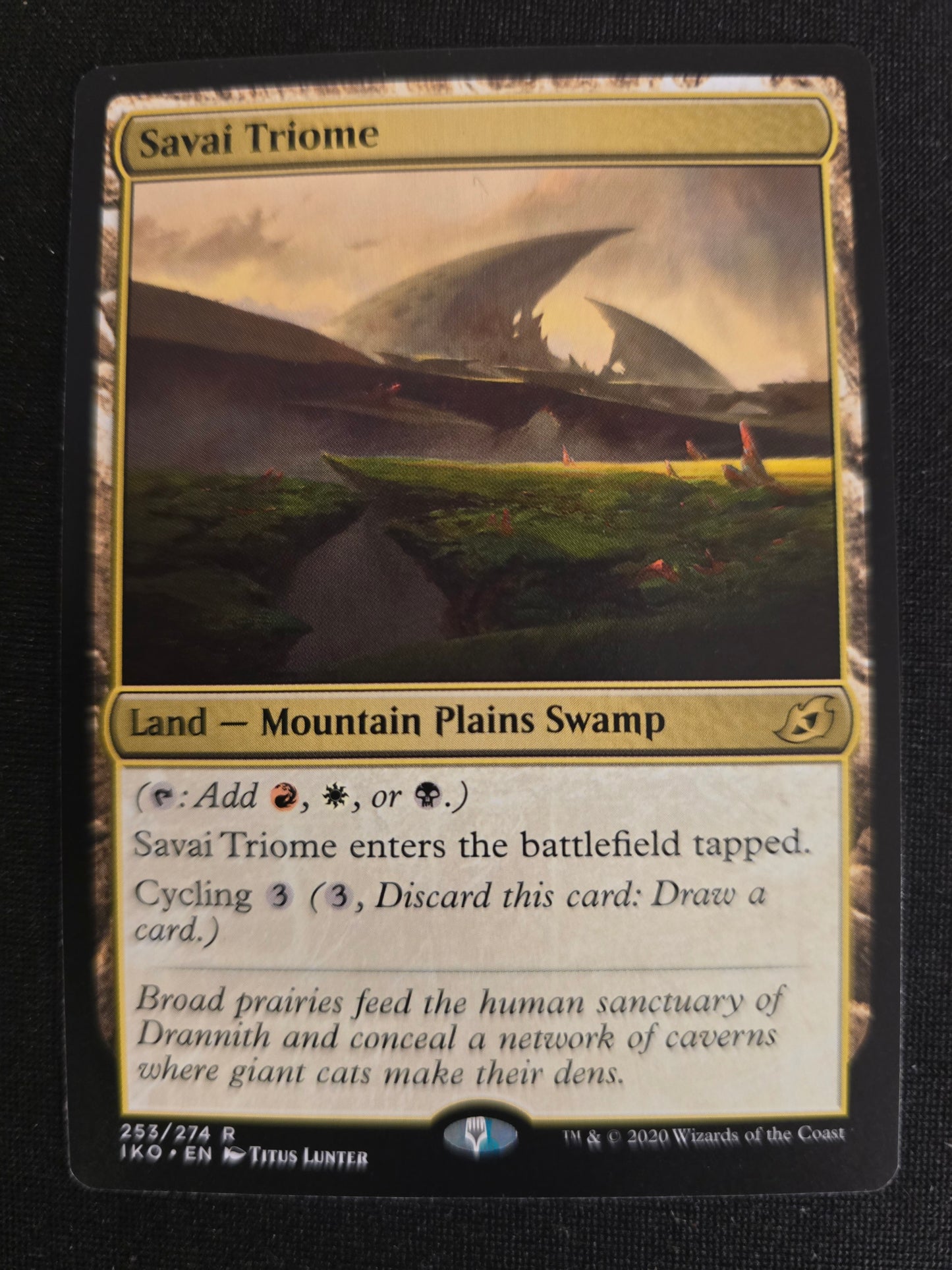 Savai Triome 253/274 R Ikoria: Lair Of Behemoths Normal NM