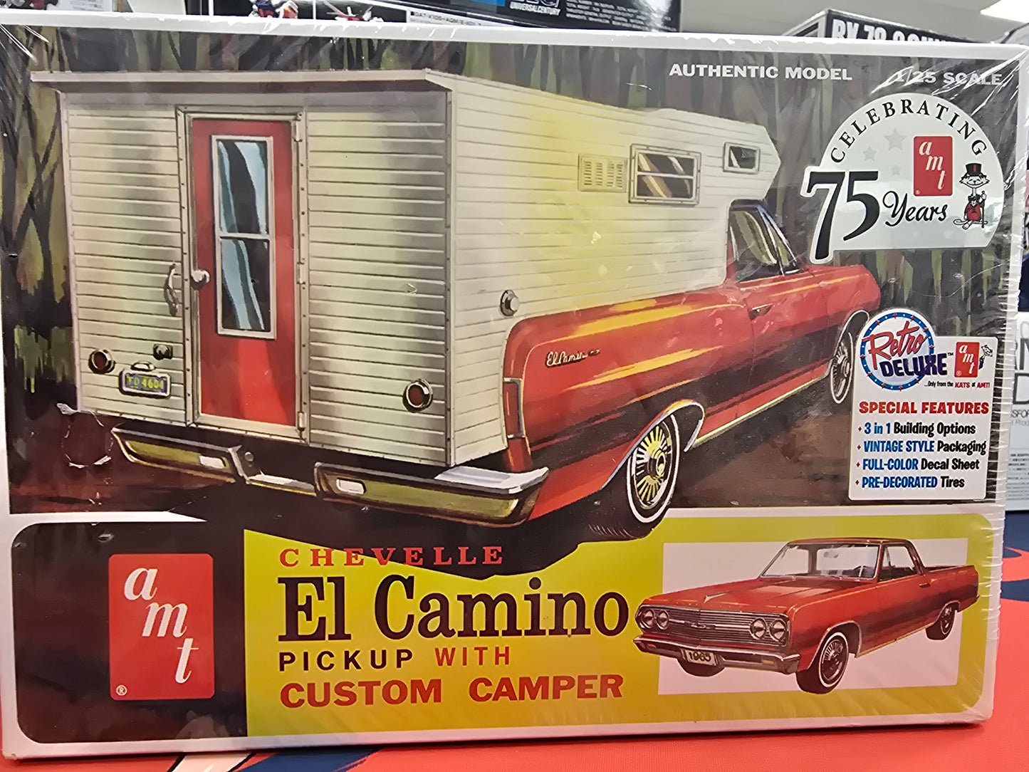 AMT Chevelle El Camino Pickup with Custom Camper Model kit