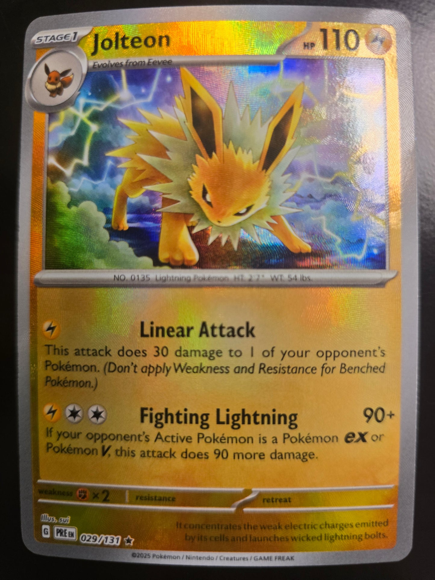 Jolteon (Master Ball Pattern) 029/131 Prismatic Evolutions Holofoil NM